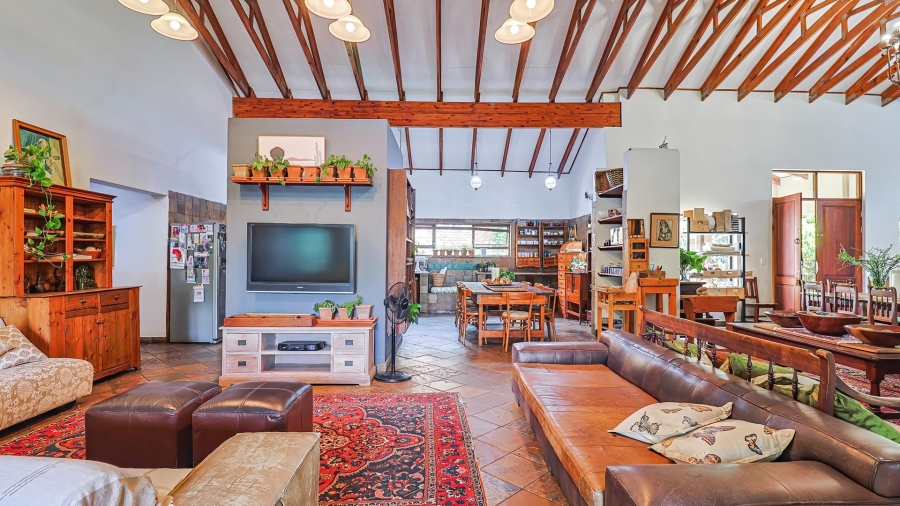 7 Bedroom Property for Sale in Cashan North West